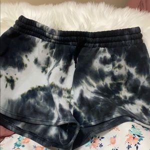 Tie die shorts
